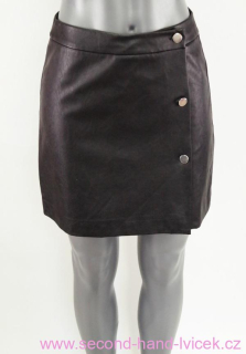 Zavinovací černá koženková sukně FASHION UNION vel. 36