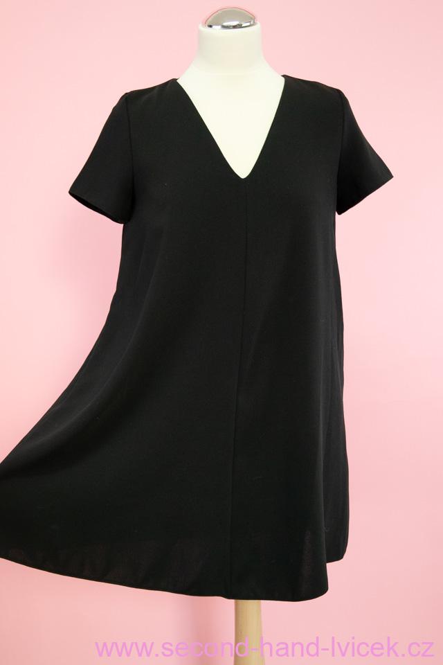 ZARA TRF černé babydoll šaty 7455/102 vel.XS
