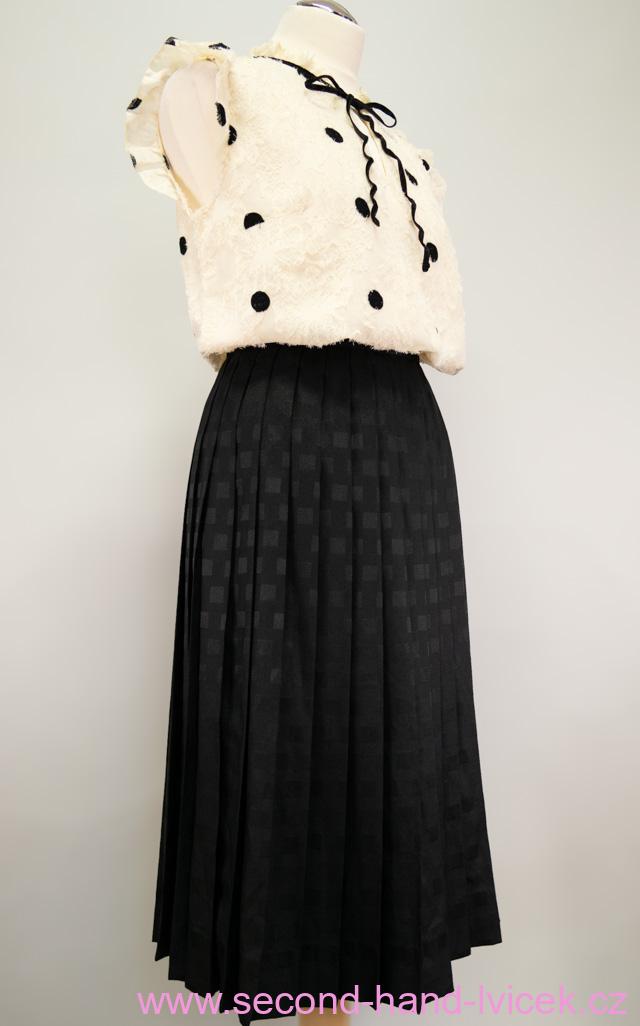 Vintage černá plisovaná vintage sukně vel. S