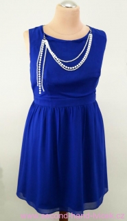 Švestkově modré šifonové šaty s perlovým náhrdelníkem vel. 48