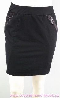 Černá pouzdrová sukně s flitrovou ozdobou vel. 42