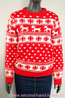 Červený (nejen) vánoční svetr se zimními vzory boohoo vel. M