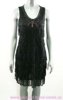 Černé šaty s třásněmi ve vintage stylu vel. L