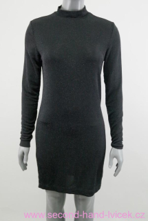 Černé lurexové šaty se stojáčkem