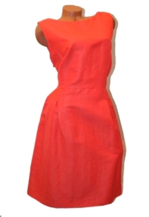 Dámské oranžové koktejlové šaty s áčkovou sukní